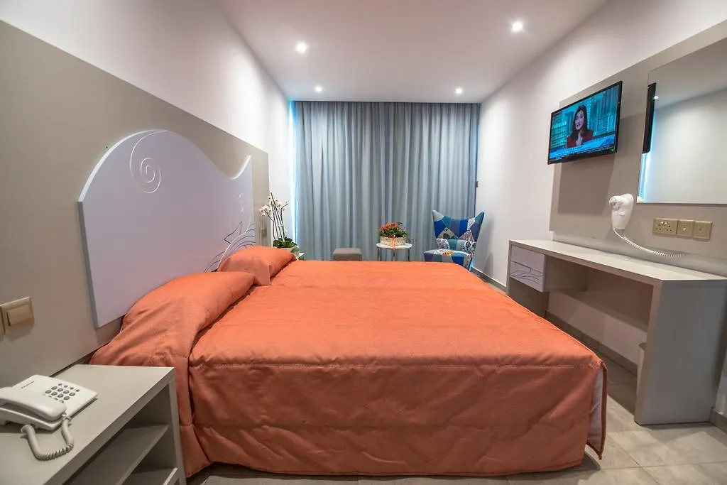 ****  Nicholas Color Hotel Ajia Napa Cypr