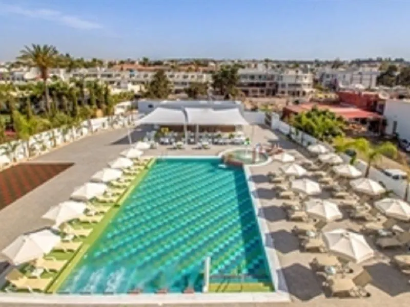 Nicholas Color Hotel Ajia Napa